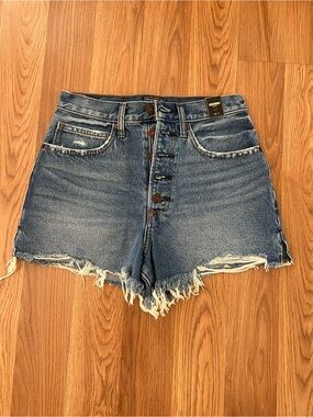 NWT Abercrombie & Fitch Natural Rise Short Size 26| 2